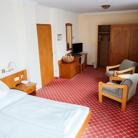 Seehotel Ressmann Drobollach am Faakersee Ngoại thất bức ảnh
