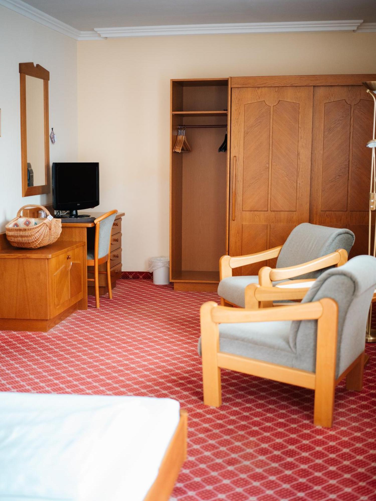 Seehotel Ressmann Drobollach am Faakersee Ngoại thất bức ảnh