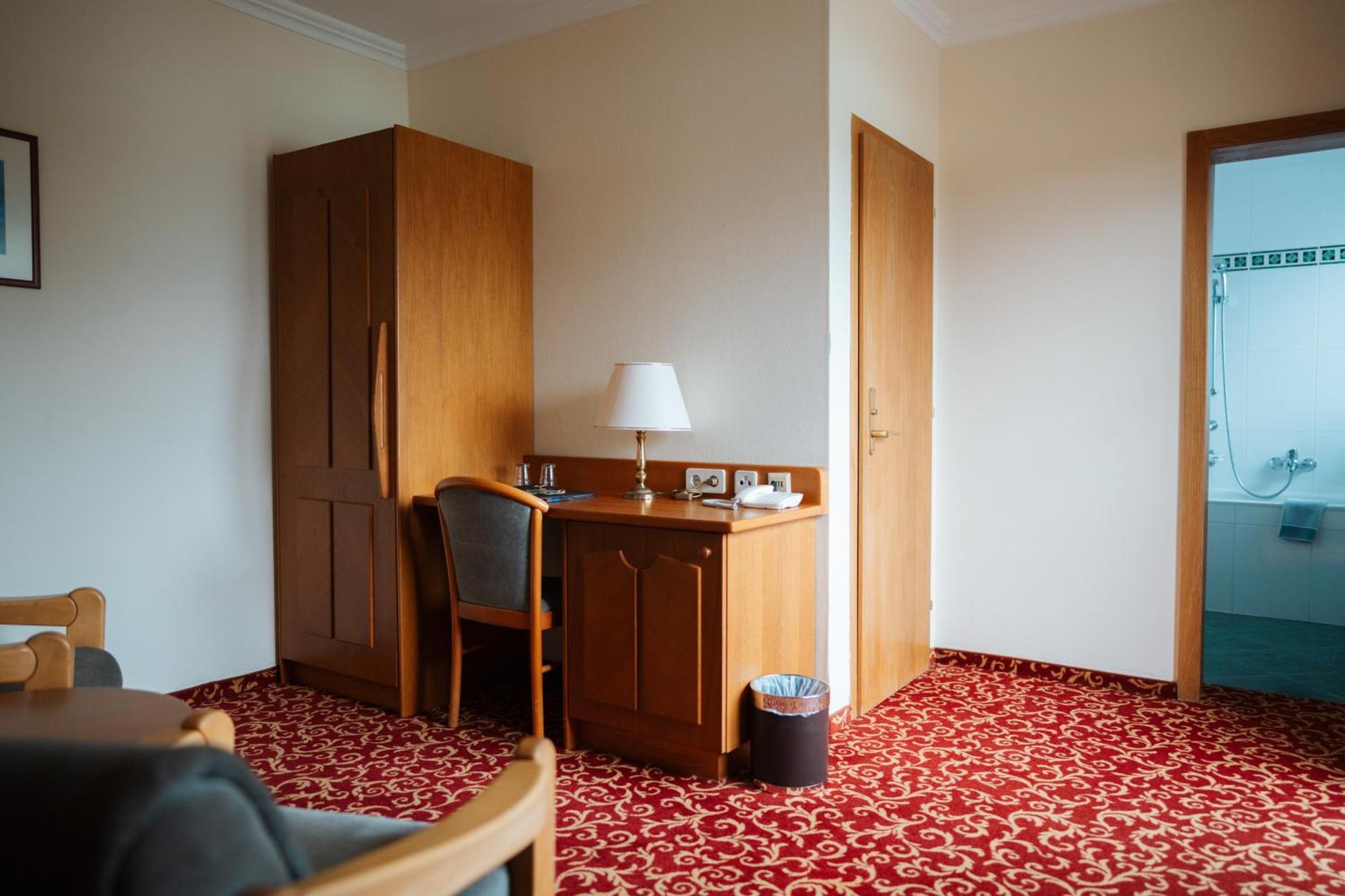 Seehotel Ressmann Drobollach am Faakersee Ngoại thất bức ảnh