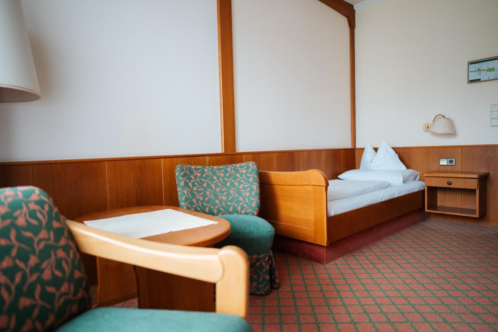 Seehotel Ressmann Drobollach am Faakersee Ngoại thất bức ảnh