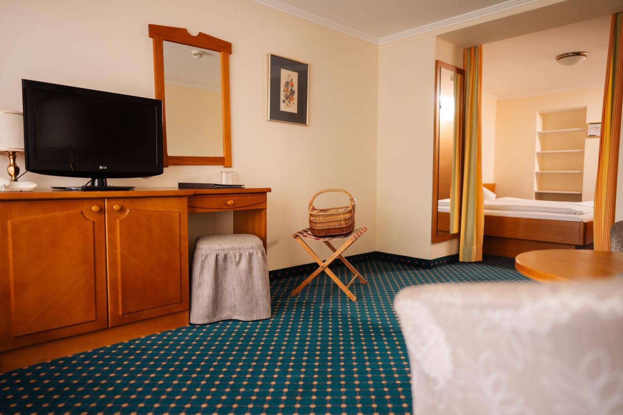 Seehotel Ressmann Drobollach am Faakersee Ngoại thất bức ảnh